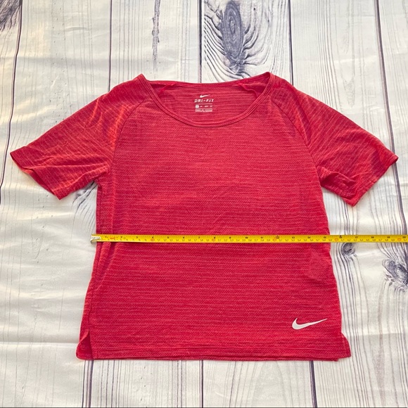 Women’s Nike Dri-Fit Tee | Workout T-Shirt - Picture 3 of 7